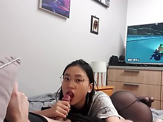 June Liu        / SpicyGum - Chinese Teen Giving Blow Job to SexFriend While Playing Mario Kart (Asian)